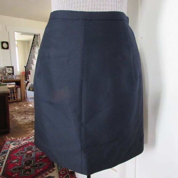 J. CREW Solid Navy Blue Skirt - Picture 1 of 6